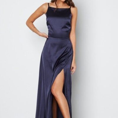 H T Bubbleroom Occasion Morsiusneitojen Mekot | Laylani Satin Gown